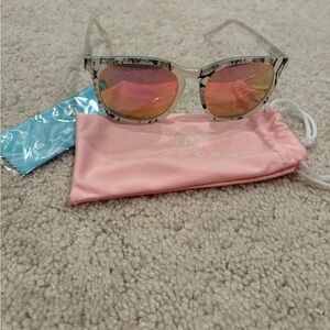 BLENDERS Marble Sunglasses with Pink Lenses